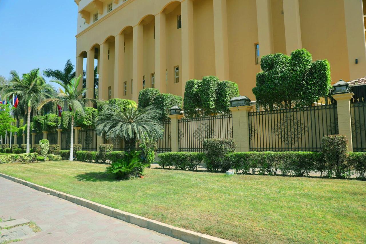 Triumph Plaza Hotel Cairo Exterior photo